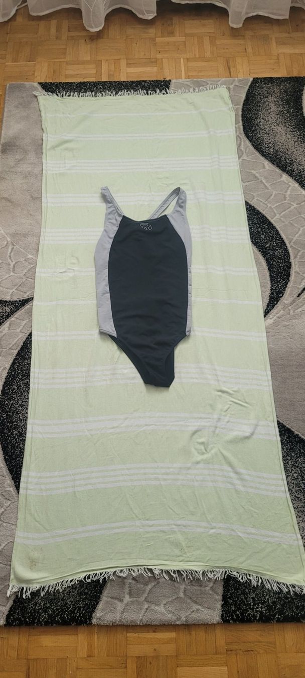 Badekleider & Bikinis: Serviette de plage/coton/Maillot de bain Rodeo  taille 48 – Neu (gemäss Beschreibung) aus Vevey von x_y_f 1