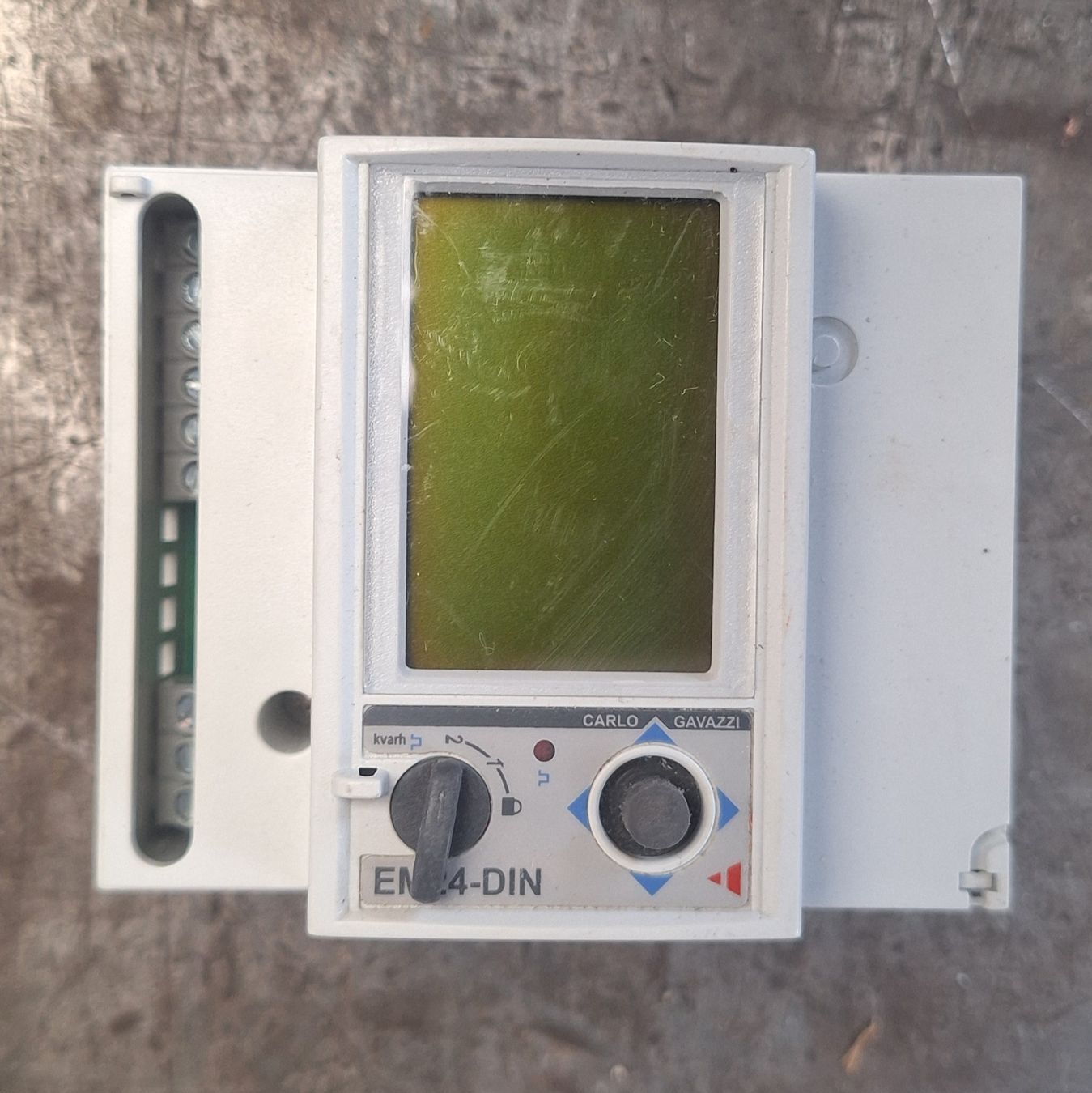 Victron Misurare: Victron Energy Meter EM24 – Usato da Neuenkirch venduto da Baumixx