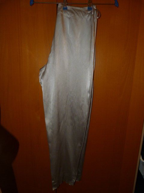 Pantaloni: Hose von di bari, Gr. 40, Glanz hellgold – Usato da Nunningen venduto da Fashion-Ave51 1