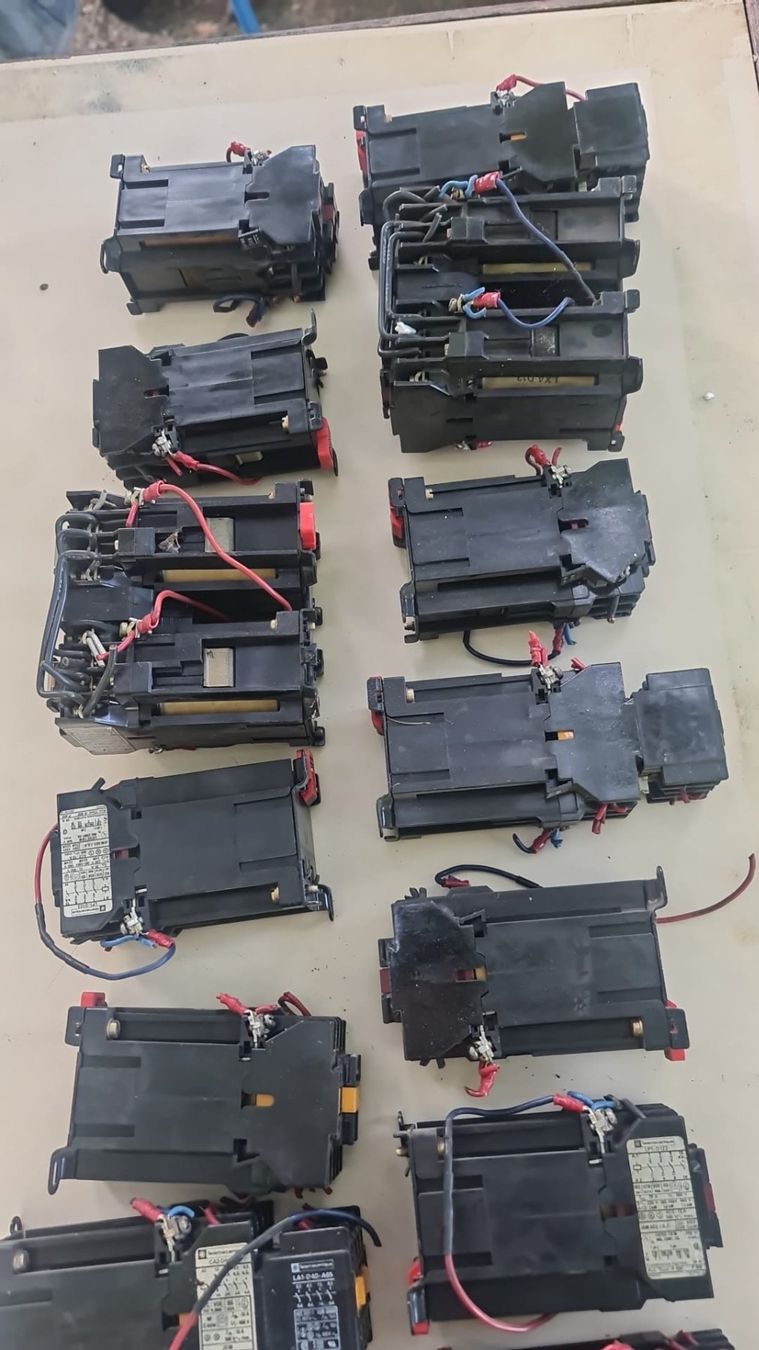 Interrupteurs: elektro aparat – D'occasion à Egerkingen par ogi3131 1