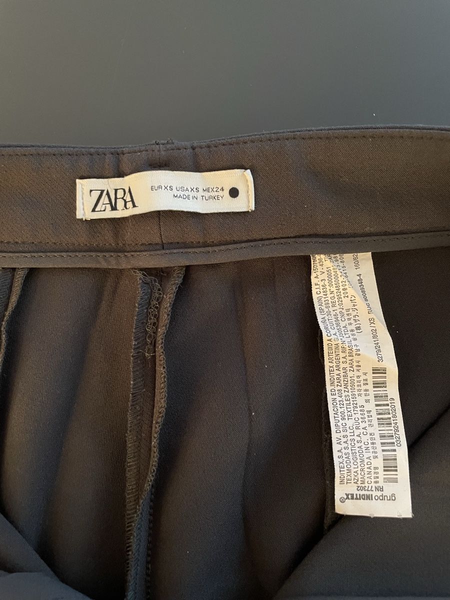 Zara Pantaloni: Zara Hose, XS, anthrazit – Usato da St. Margrethen SG venduto da Lisa0111114 2