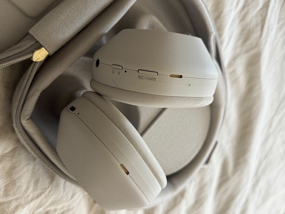 Sony Cuffie: Sony WH-1000xm5 – Nuovo (secondo la descrizione) da Zürich venduto da tel_2hhw 8