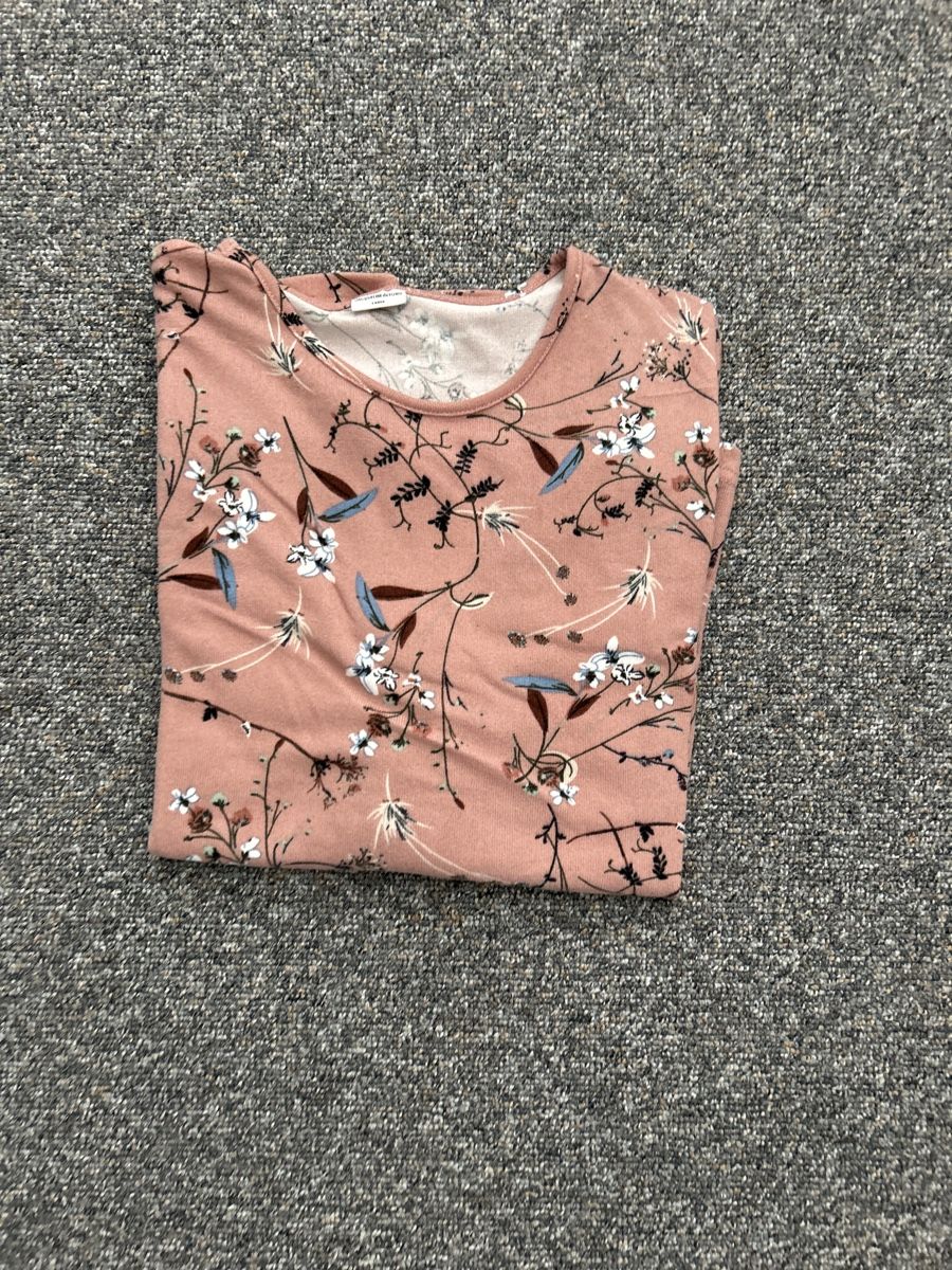 Pullover & Sweatshirts: Pulli von Jacqueline de Yong, 3/4 Arm, Grösse L – Neu (gemäss Beschreibung) aus Erlinsbach SO von hallon480