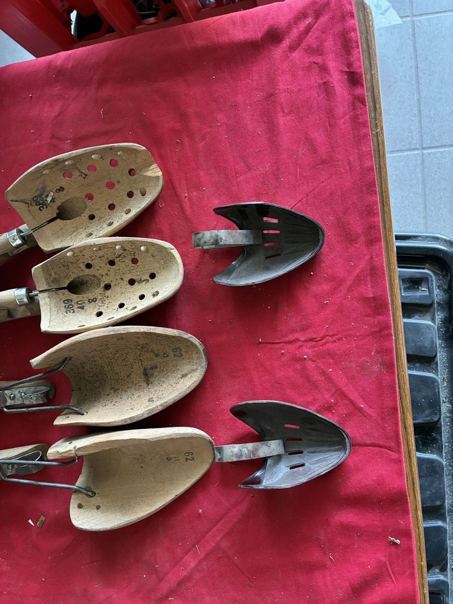 Herrenschuhe: Lot divers pour chaussures vintage – Gebraucht aus Les Bayards von Mutz51 2