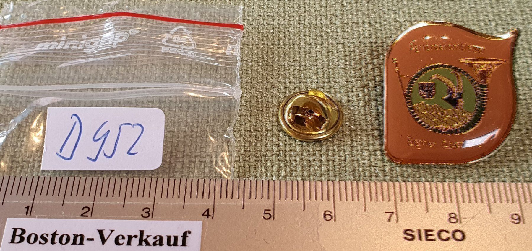 Plaketten & Abzeichen: D952 - Pin Parforcehornblaser Berner Ob. – Gebraucht aus Reinach BL von Boston-Verkauf 2
