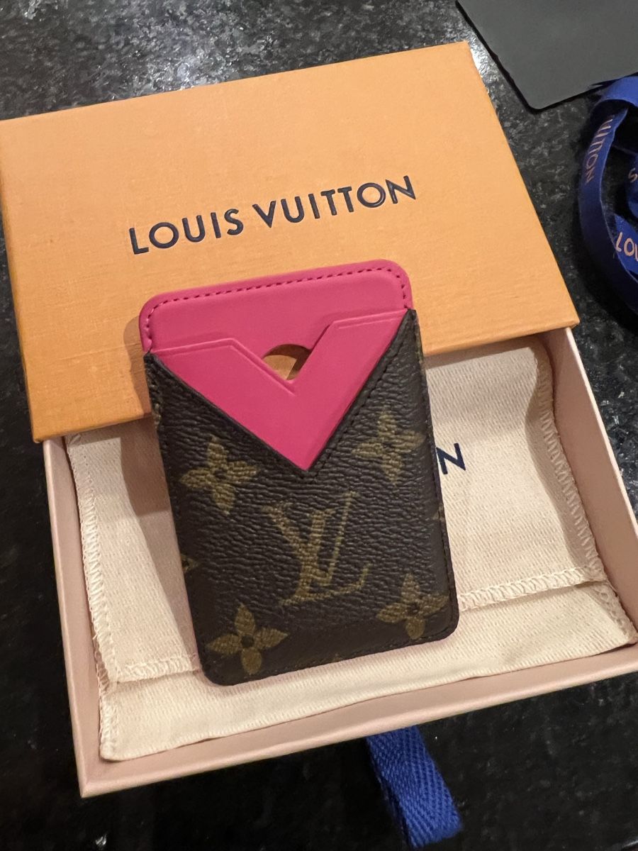 Louis Vuitton Portafogli: Louis Vuitton Magnet Kartenetui – Nuovo (secondo la descrizione) da Eglisau venduto da Hermes10 3