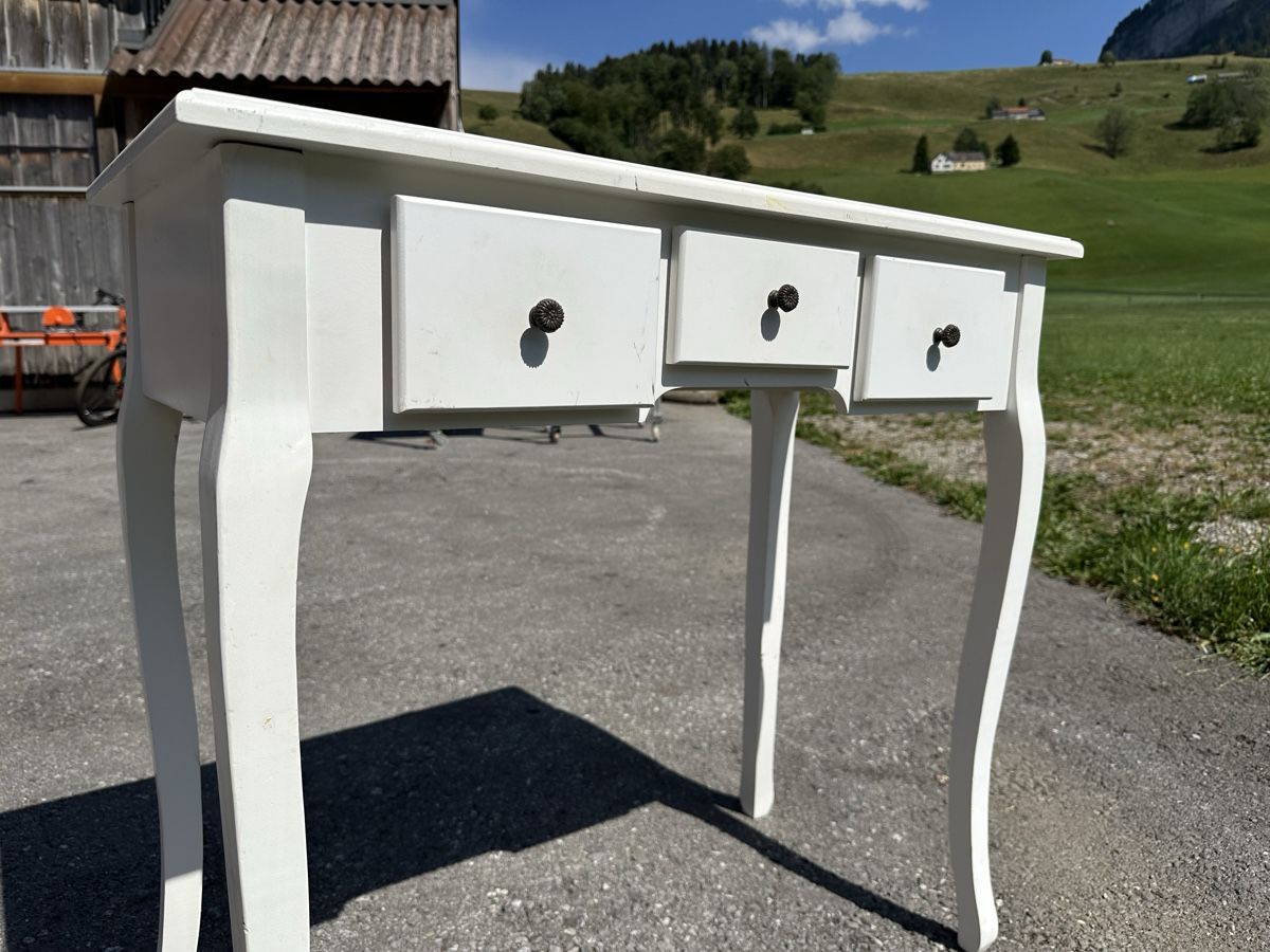 Schminktische: Schminktisch weiss mit 3 Schubladen – Gebraucht aus Schwende von weesli 2
