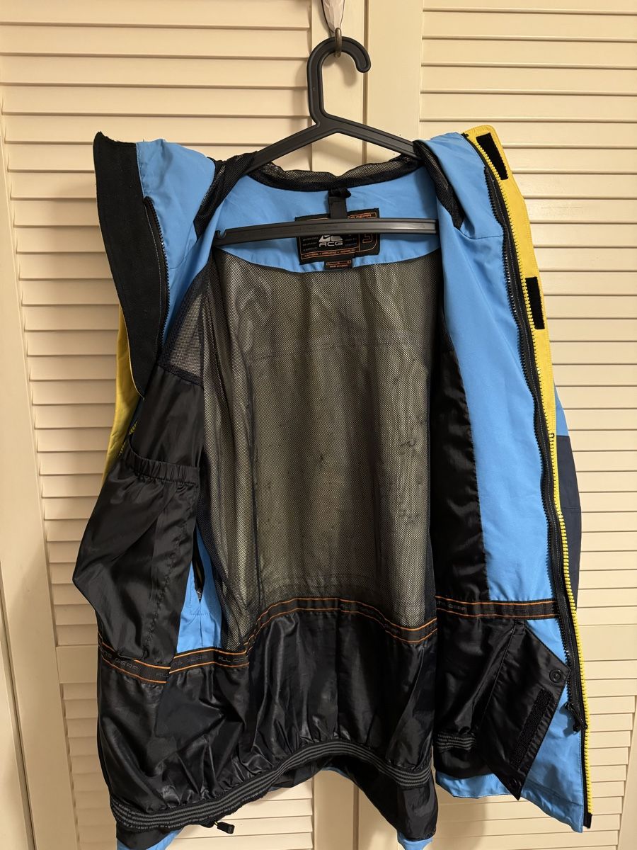 Nike Jacken: Nike ACG Skiing Jacket , size L – Gebraucht aus Zürich von Andriy_Zurich 2
