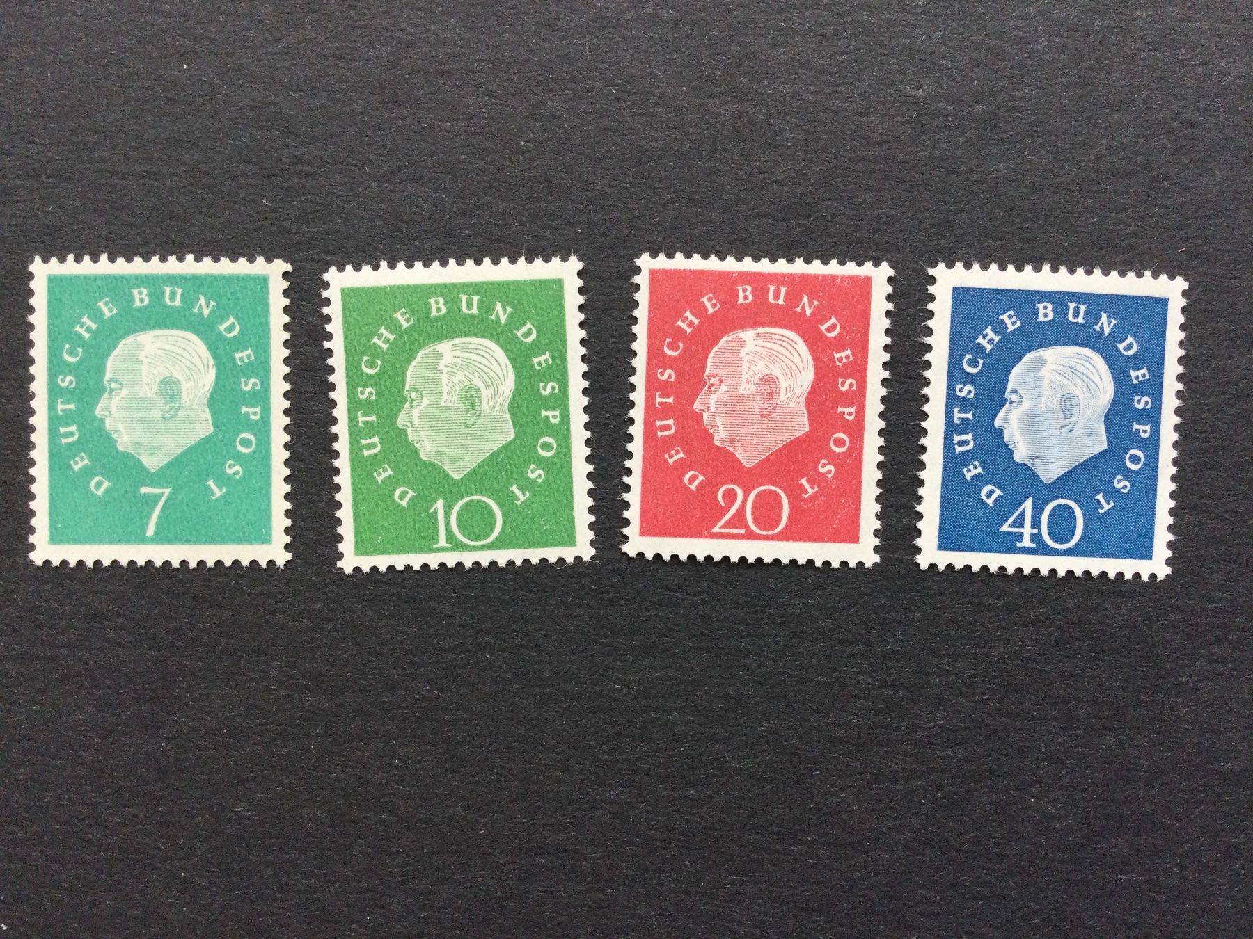 Tutti i francobolli: BRD 1959 Heuss Serie postfrisch ** – Nuovo (secondo la descrizione) da Oberrieden venduto da Zimartin1