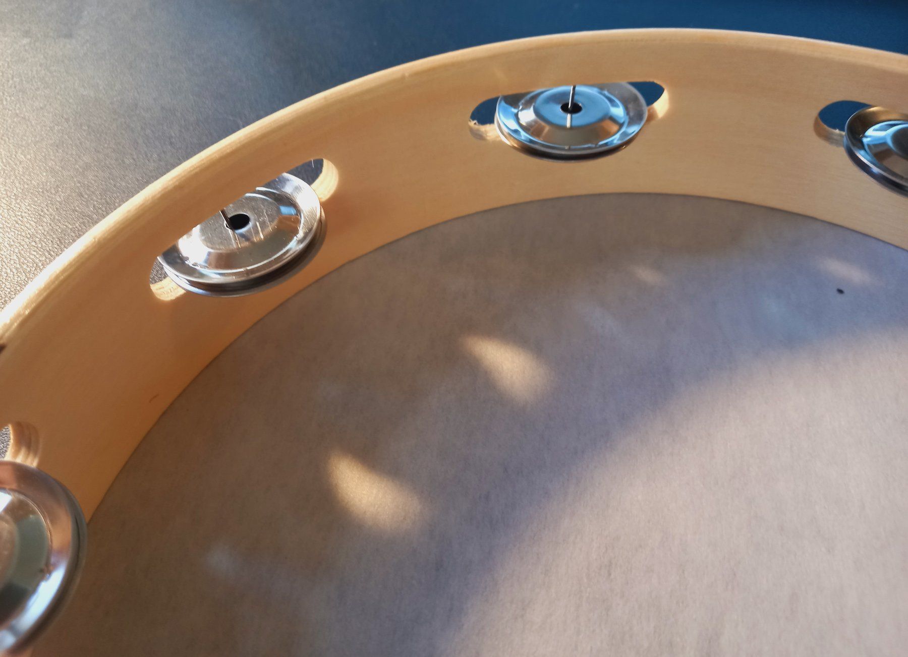 Strumenti musicali: 3x Tamburin mit Glöckchen 20cm - Tambourin – Nuovo e nell'imballaggio originale da Bremblens venduto da LOVA-MUSICA-SHOP 3