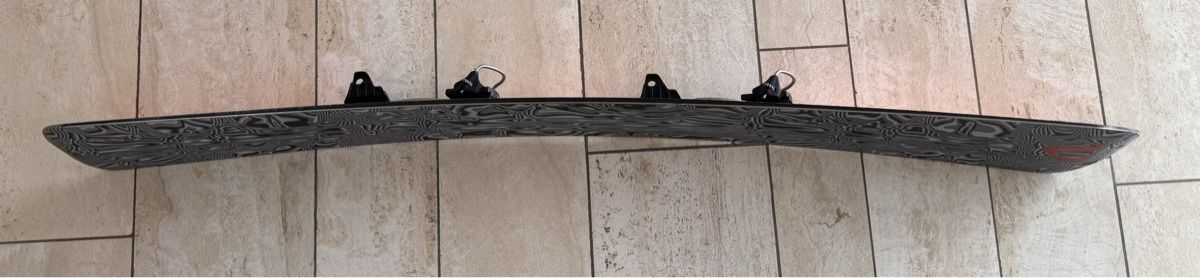 Boards: Snowboard Virus Black Death Team Edition – Gebraucht aus Ibach von  2