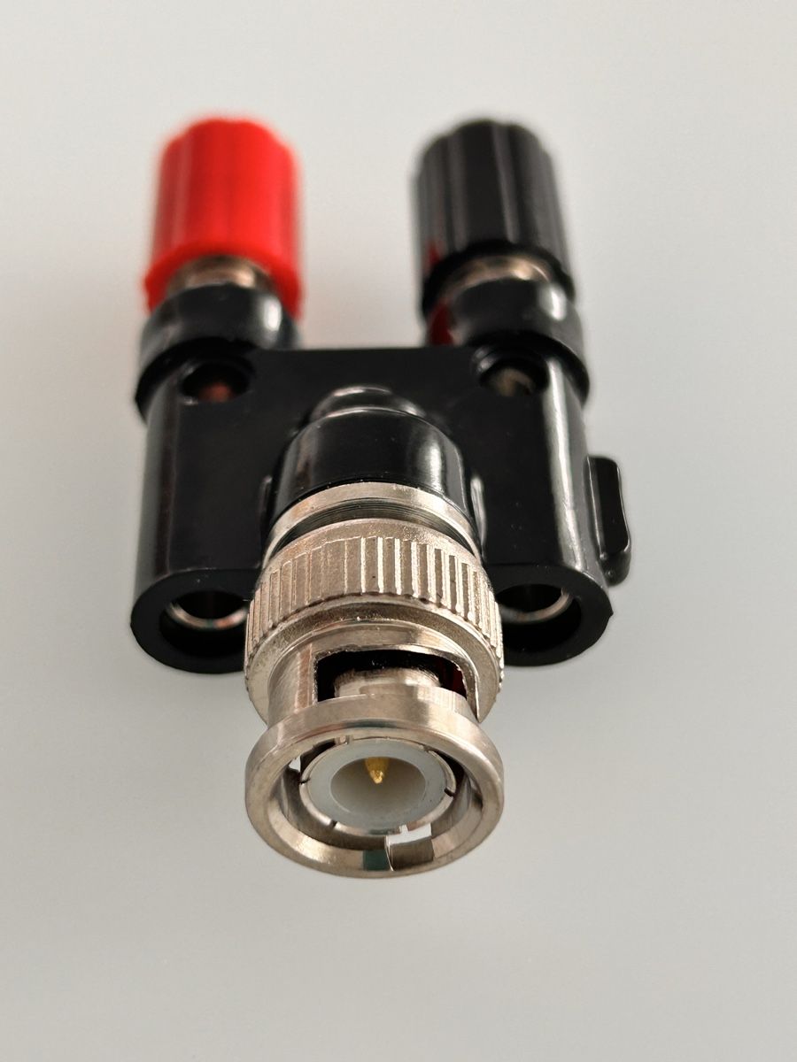 Radiocomunicazione: Adapter BNC auf Bananenstecker – Nuovo e nell'imballaggio originale da Uetliburg SG venduto da ShortWaveListener 1