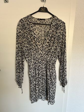 Zara Printed Dress Size M - Perfect for Spring! Casual