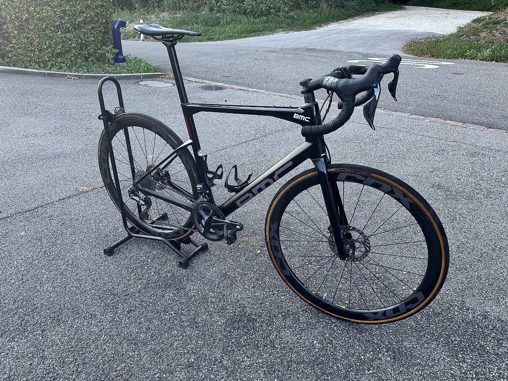 Biciclette: BMC Roadmachine Grösse 56 (M/L) – Usato da Oftringen venduto da sdo_5gdp