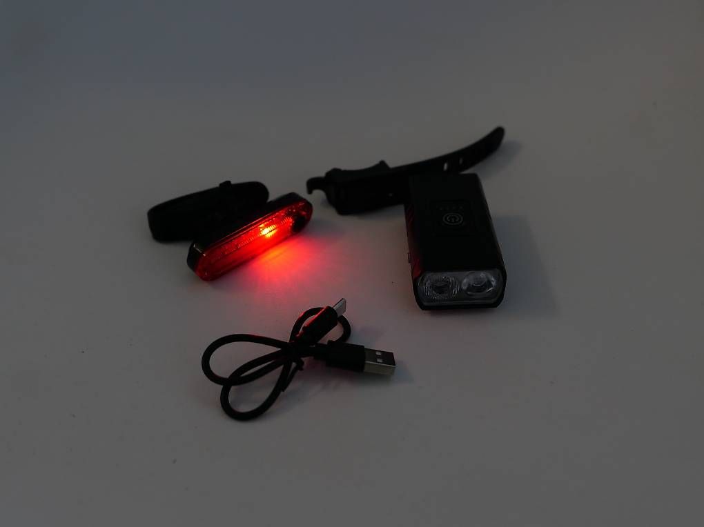Fari: Fahrradlicht Vorder & Rücklicht – Nuovo (secondo la descrizione) da Winterthur venduto da ray24 2
