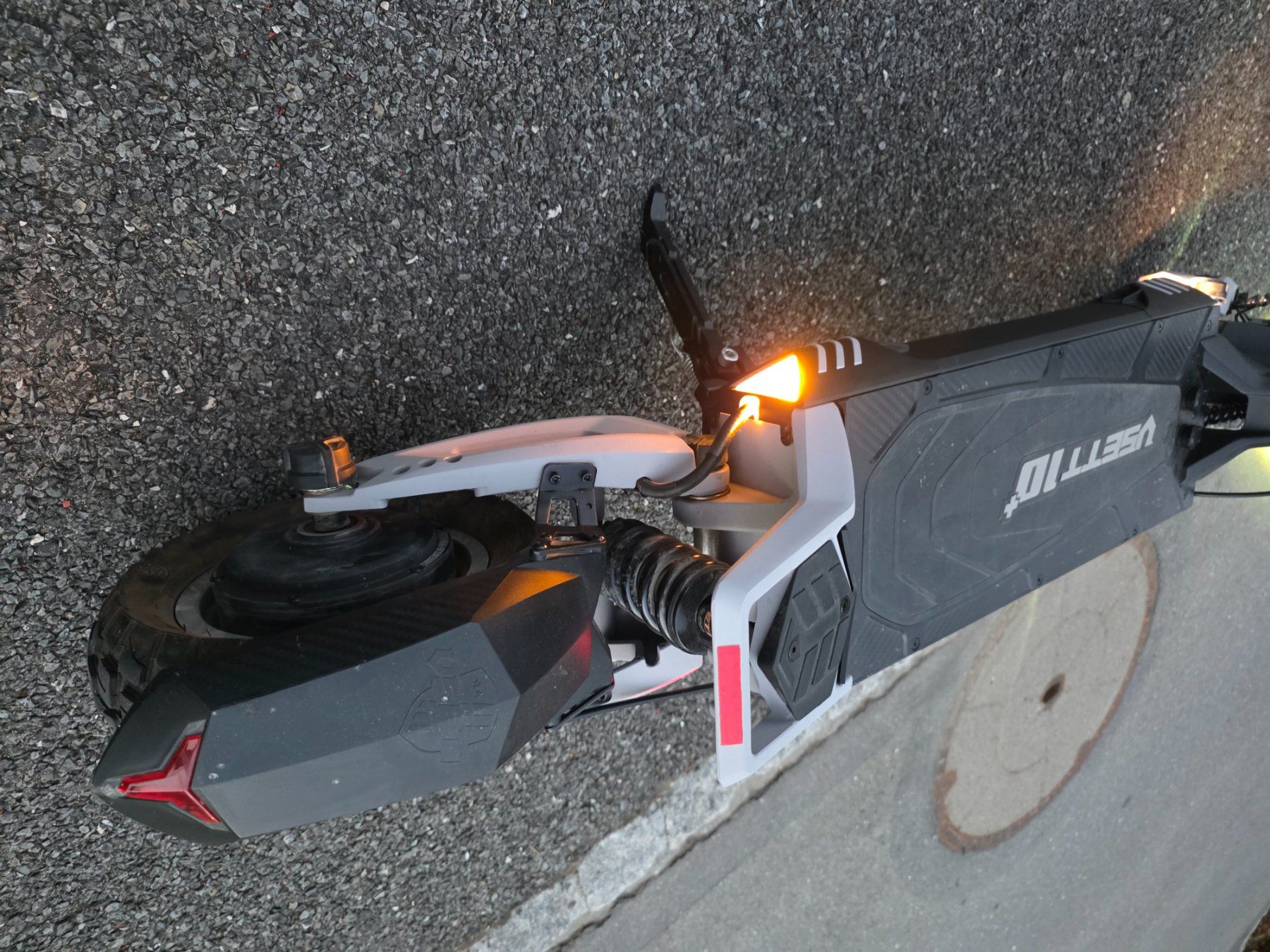 Scooters: VSETT 10+ Elektroroller – D'occasion à Hergiswil NW par swi_zcd7 7