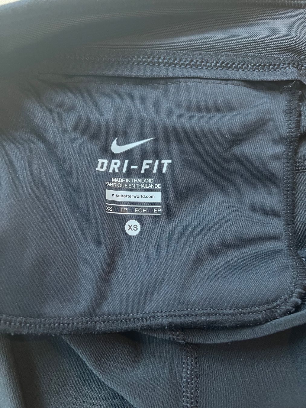 Nike Leggings: Nike Sporthosen 3/4 – Usato da Dübendorf venduto da fadrinli 2