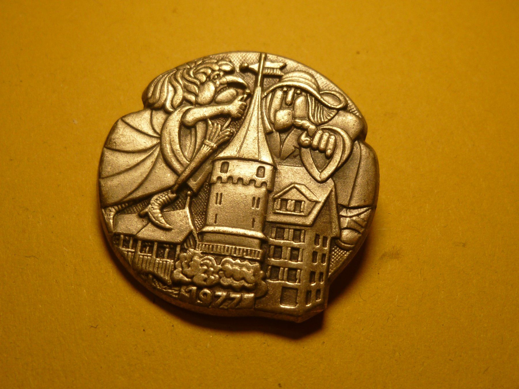 Placchette & Badge: LUZERN 1977 SILBER – Usato da Ried (Muotathal) venduto da Mandarin02