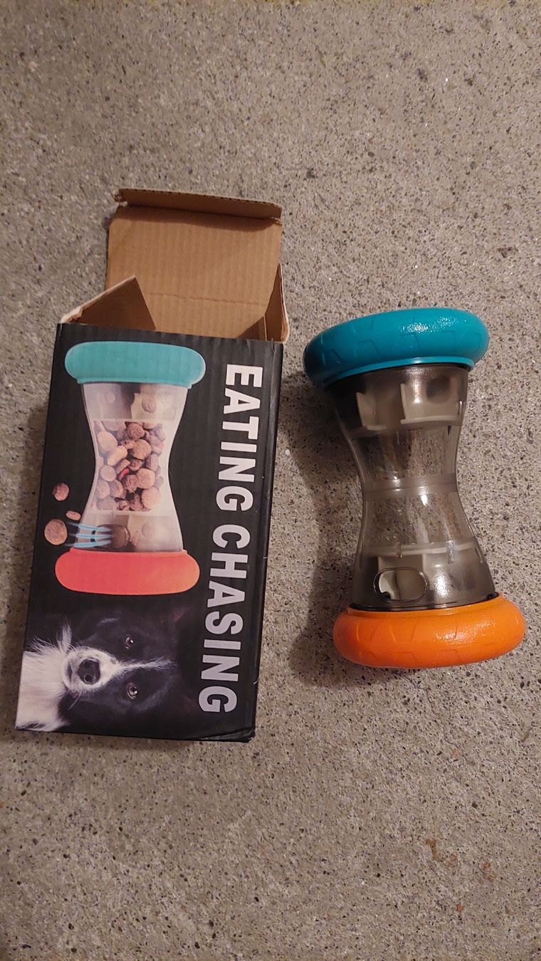 Mangimi: Interactive Dog Treat Dispenser – Nuovo e nell'imballaggio originale da Zürich venduto da jopa10001