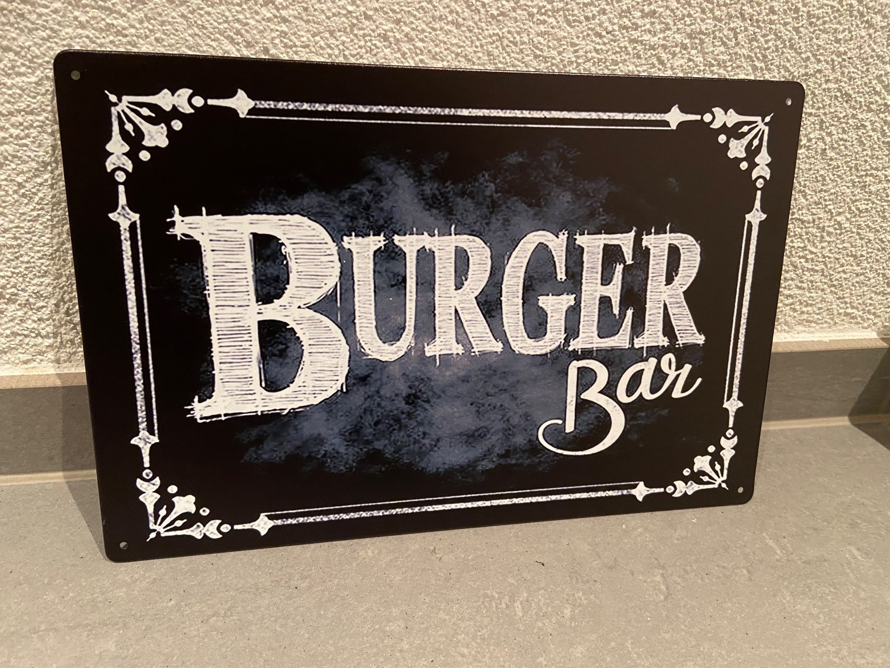 Insegne: Schild Metall Burger Bar / Dekorieren/ Neu / – Nuovo e nell'imballaggio originale da Seon venduto da Aaargauer01 6