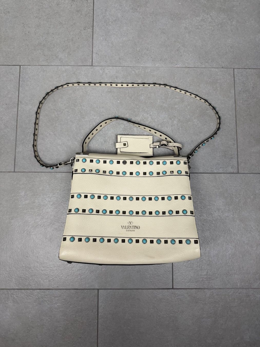 Valentino Taschen für Damen: Valentino Garavani SS 2016 My Rockstud Top Handle Bag – Gebraucht aus Biel/Bienne von sami0788480082 4