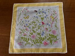 Taschentuch mit Blumenmuster und Schmetterlingen gelb gut...