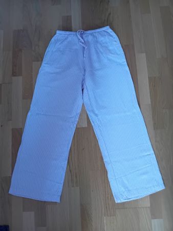 Stoffhose von Bershka