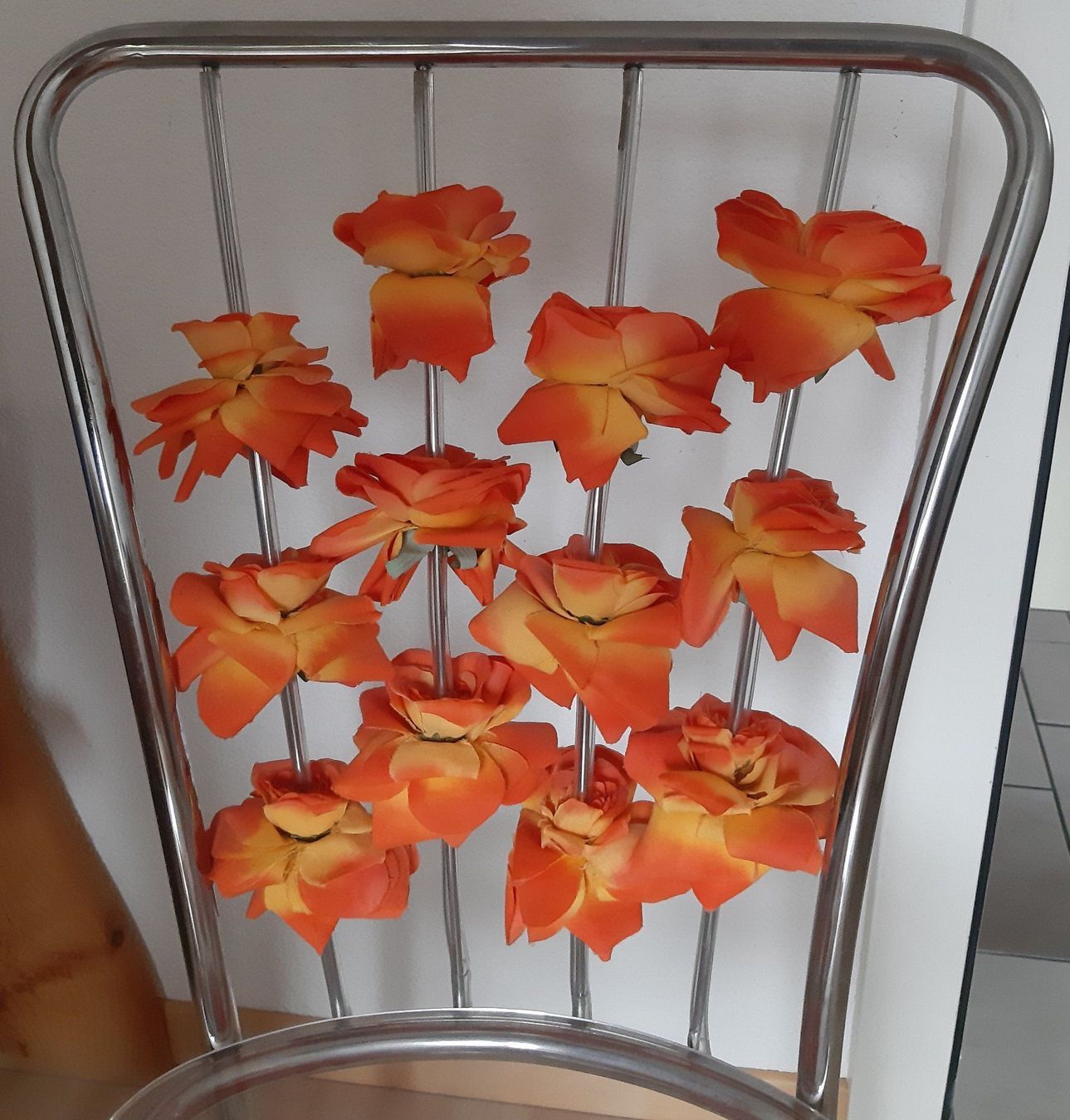 Sedie: 2 Stühle - auf Rosen gesessen – Usato da KREUZLINGEN venduto da sma_c5fz 1
