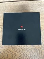 Tudor outer box