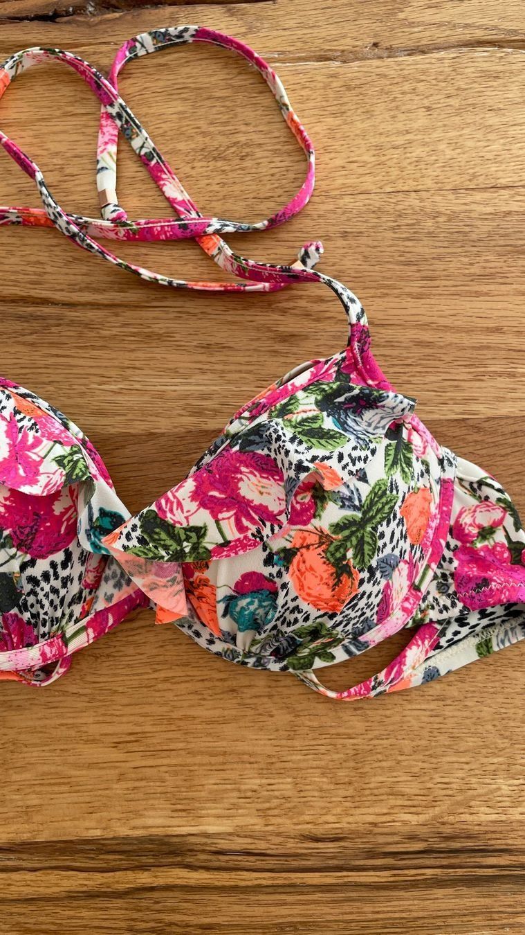 Costumi da bagno & Bikini: Bikini Top – Nuovo (secondo la descrizione) da Burgdorf venduto da Crown. 3