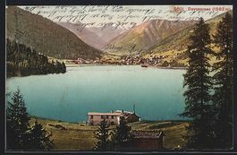 Davos, Davosersee mit Ortschaft und Berg