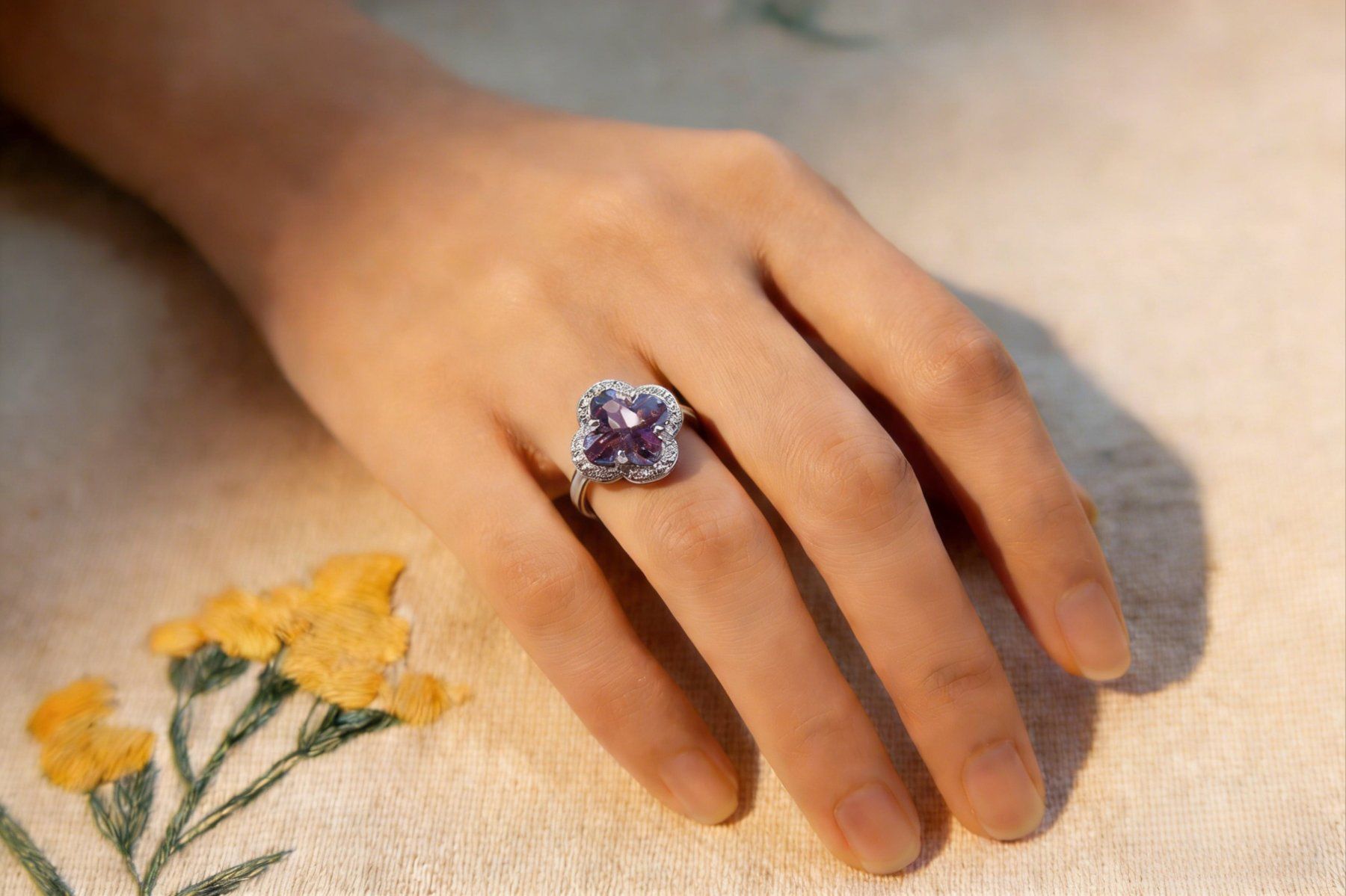 Anelli: NEW - S925 Amethyst Ring (Adjustable) – Nuovo (secondo la descrizione) da Zürich venduto da cin_wcf6 6
