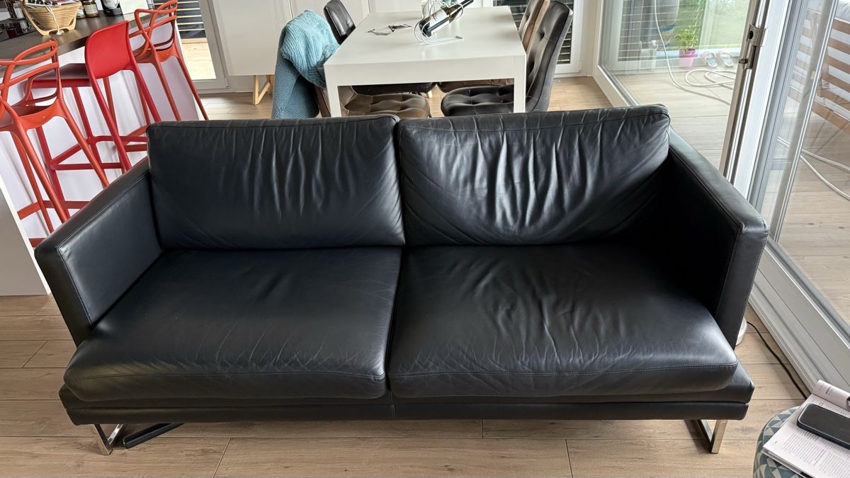 Sofas: Canapé cuir noir 3 places – Gebraucht aus Savièse von Cedric007 1