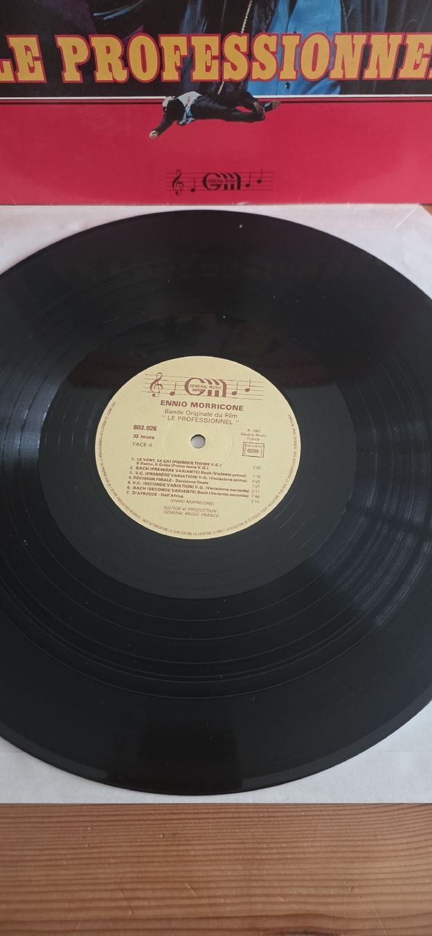 Dischi in vinile: Ennio Morricone Le Professionnel 1981 Vg,Vg – Usato da Yvonand venduto da RF-VINYL 3