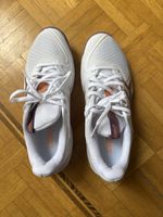 Tennisschuhe