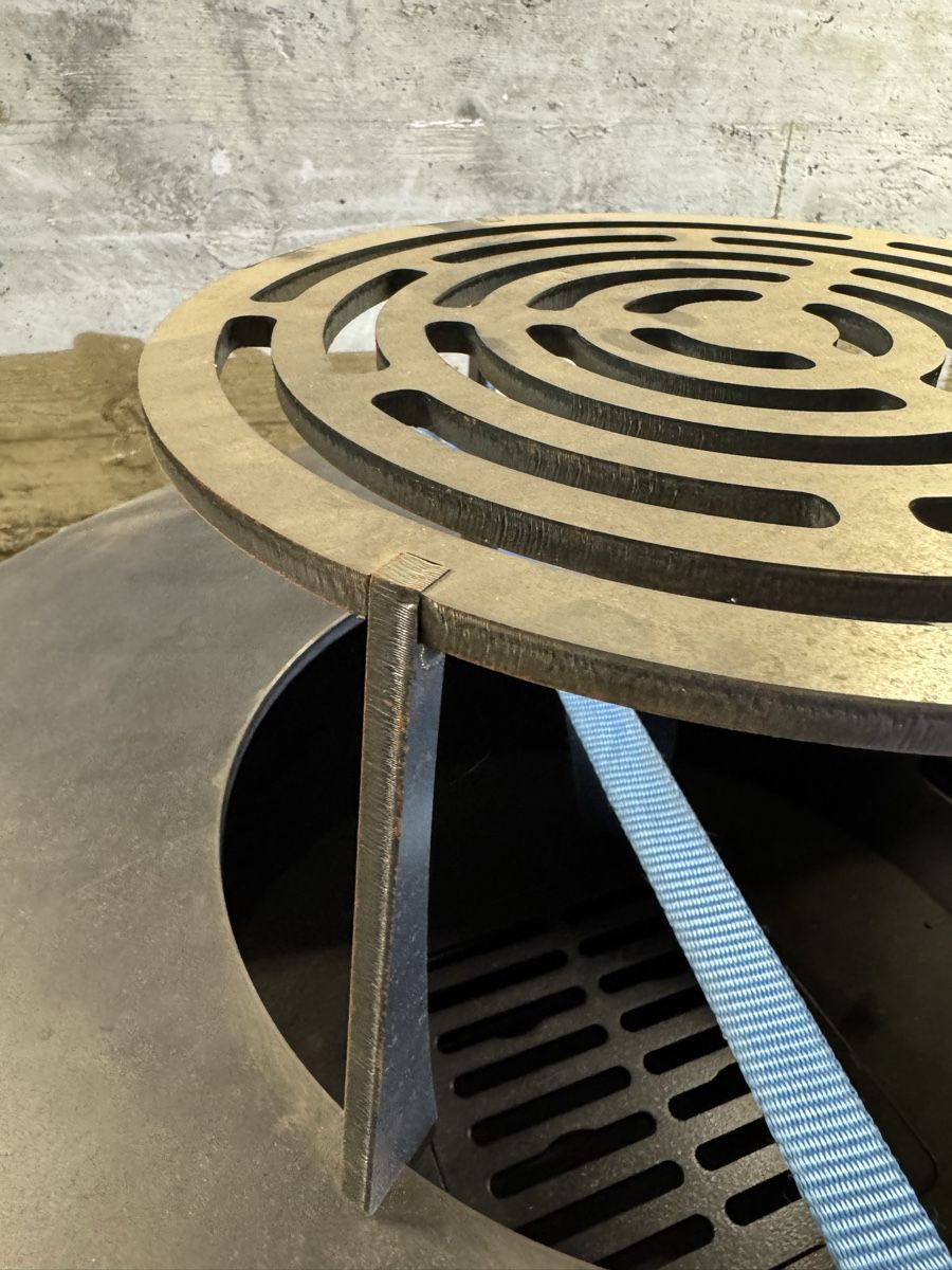 Griglie: Masuria Stilo Feuergrill 600 neu – Nuovo e nell'imballaggio originale da Gontenschwil venduto da Datei 4
