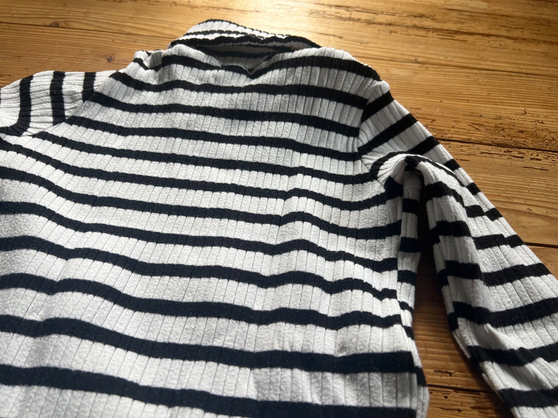 Zara Maglioni & Felpe: Zara Rollkragenpullover gestreift, Grösse 134/140 – Usato da Wohlenschwil venduto da SmokyAnnie 3