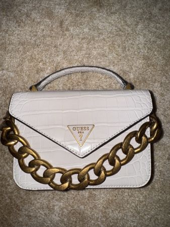 Guess Tasche in Creme Farbe