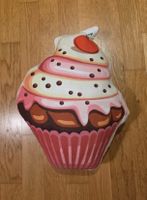 Cuscino Peluche Cupcake con Ciliegina 