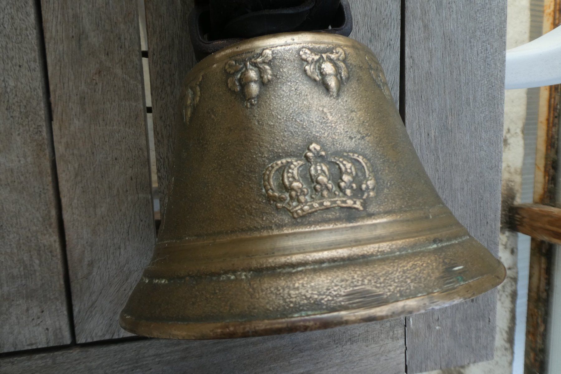 Campanacci mucche: Cloche Schopfer – Usato da Fontaines NE venduto da monloisir 3