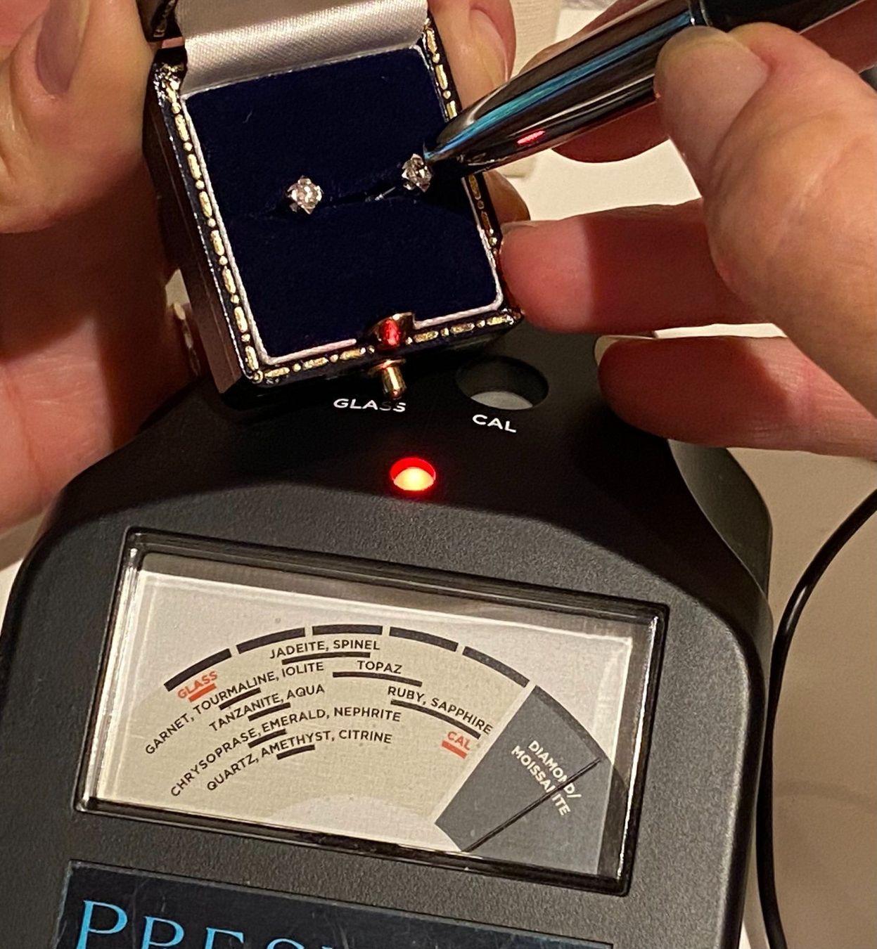 Orecchini pendenti & Orecchini a lobo: Ohrstecker 18K WG mit Diamanten – Usato da Matten b. Interlaken venduto da kero71 7