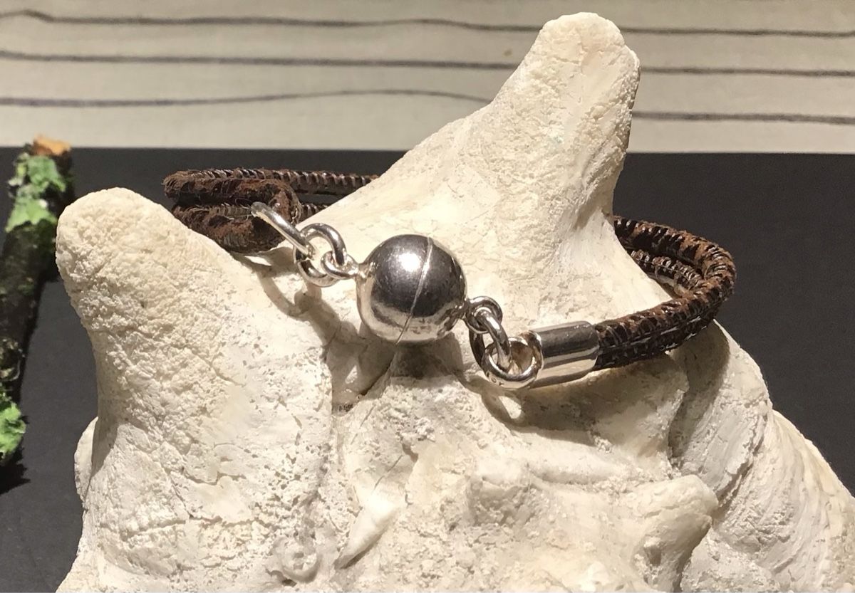 Bracciali & Braccialetti: Lederarmband mit Magnetverschluss – Usato da Allschwil venduto da rah_8bfj 3