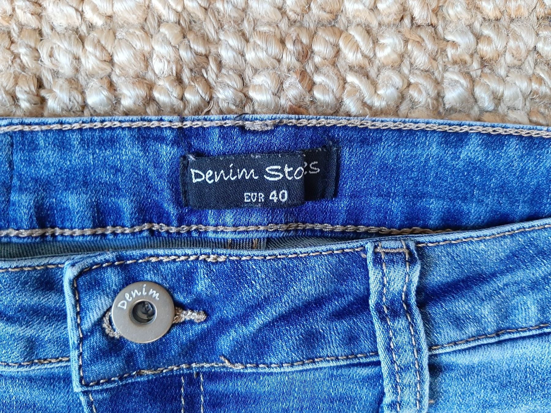 Jeans: Jeans flare – Usato da Lausanne venduto da Cognitia 2