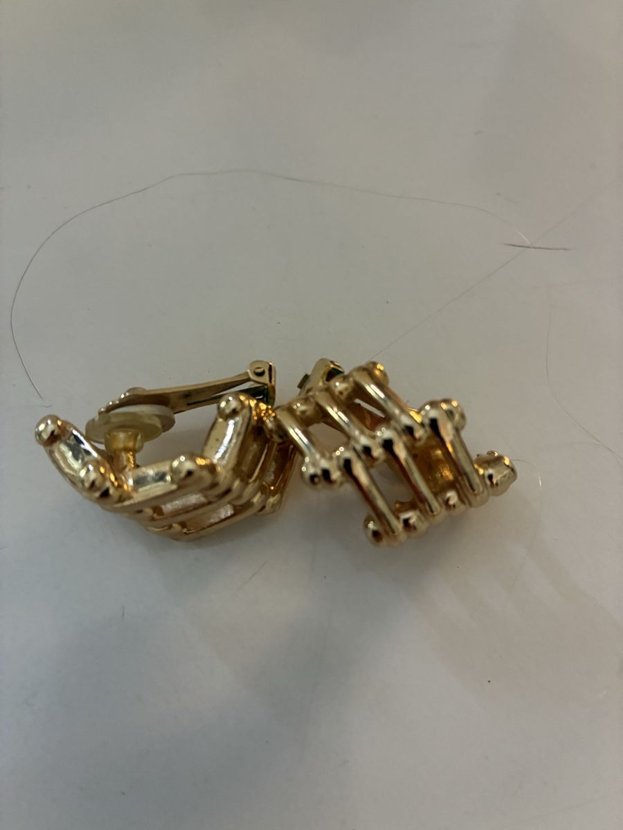 Dior Orecchini pendenti & Orecchini a lobo: Christian dior ohrclips – Usato da Zürich venduto da LichtBleibt