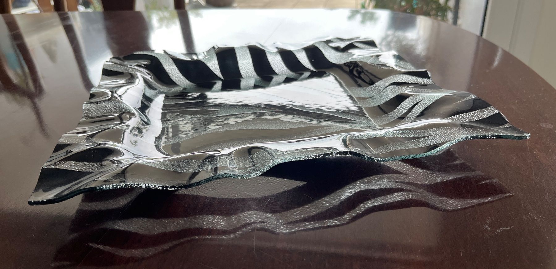 Servierplatten: Glasplatte mit Zebra-Muster, schwarz-weiss – Gebraucht aus Stetten AG von Brissago25 2