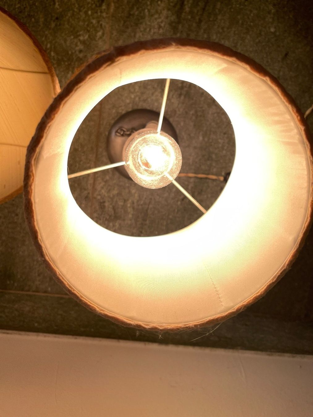 Lampen: 2 Antike Nachttischlampen Zinn Vintage – Gebraucht aus Olten von ELHANDEL 3