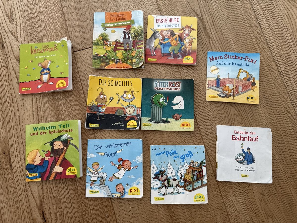 Libri: Lot de Pixi Bücher – Usato da Montreux venduto da canori