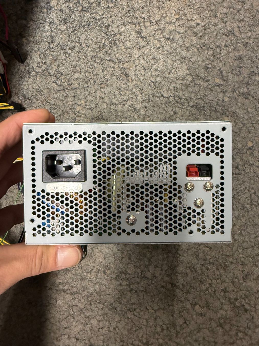 Componenti elettronici: FSP650-80UMP Netzteil – Usato da Neerach venduto da Nummerschild16 1