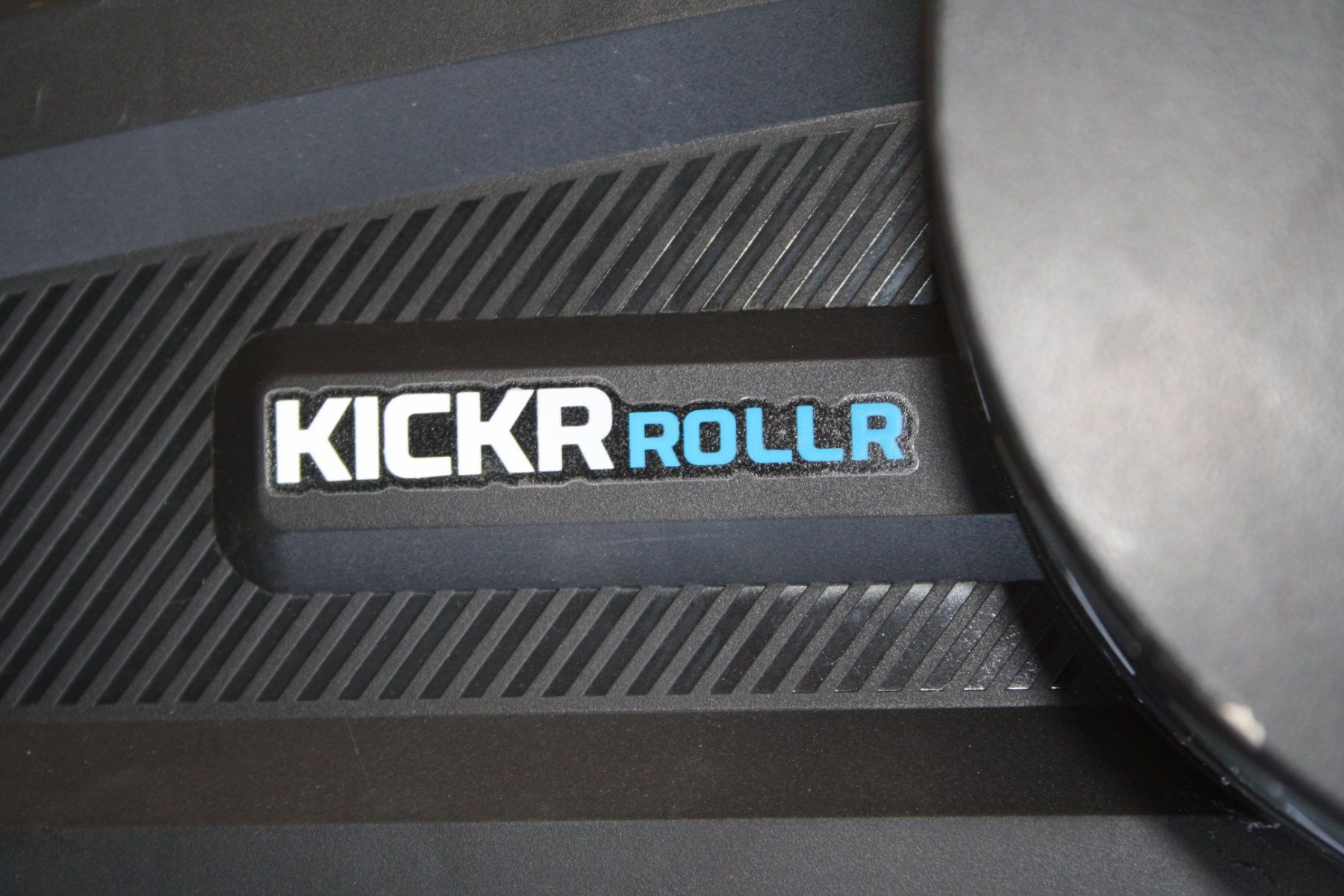 Wahoo Hometrainer: KICKR ROLLER WAHOO – Usato da Wauwil venduto da Pneuedy 9