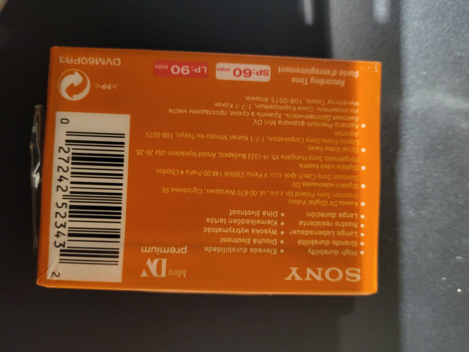 Musicassette: 4 Sony Premium Mini DV DVM60PR3, Neu und versiegelt! – Nuovo e nell'imballaggio originale da Wettingen venduto da Balto_2 1